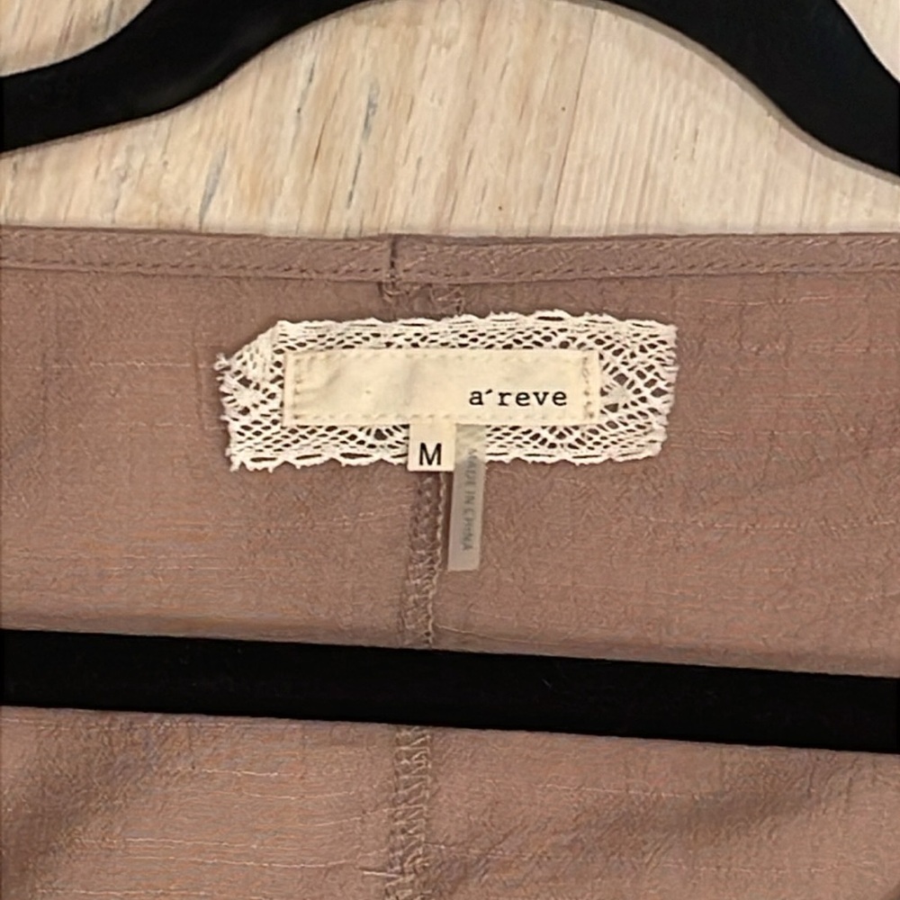 Elegant Brown Lace Women's Top - Picture 2 of 5